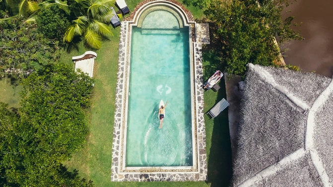 Surf and Yoga Sri Lanka Unawatuna Pool Surfboard