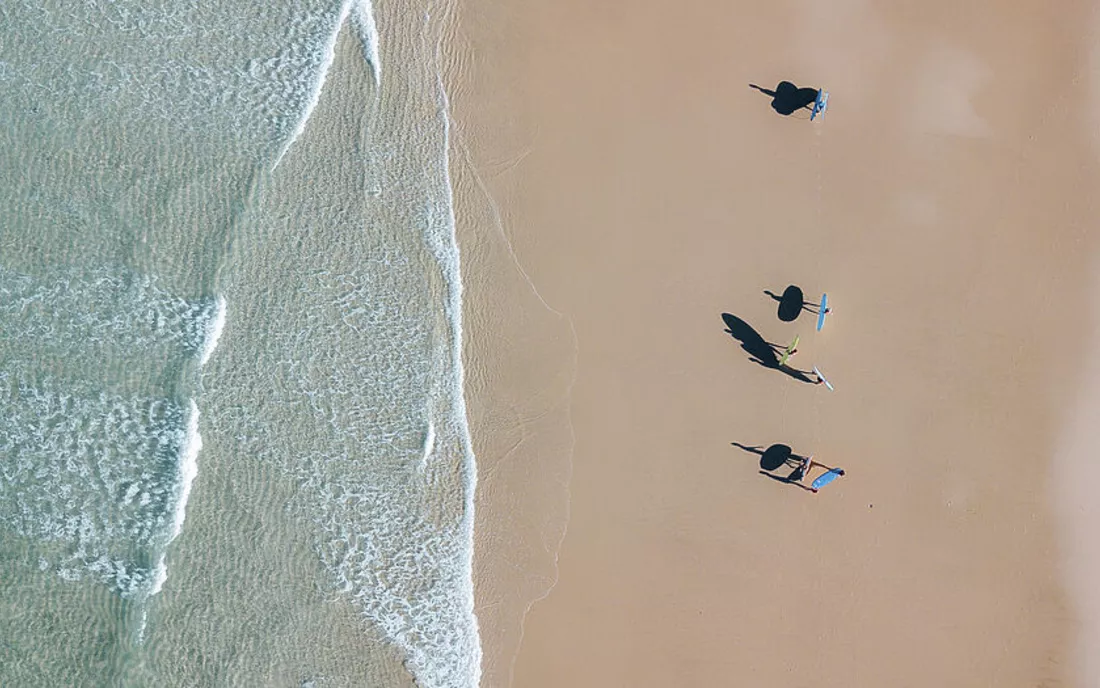 Surfkurs am Strand in Frankreich