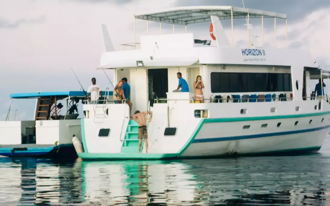 the surf boat maldives