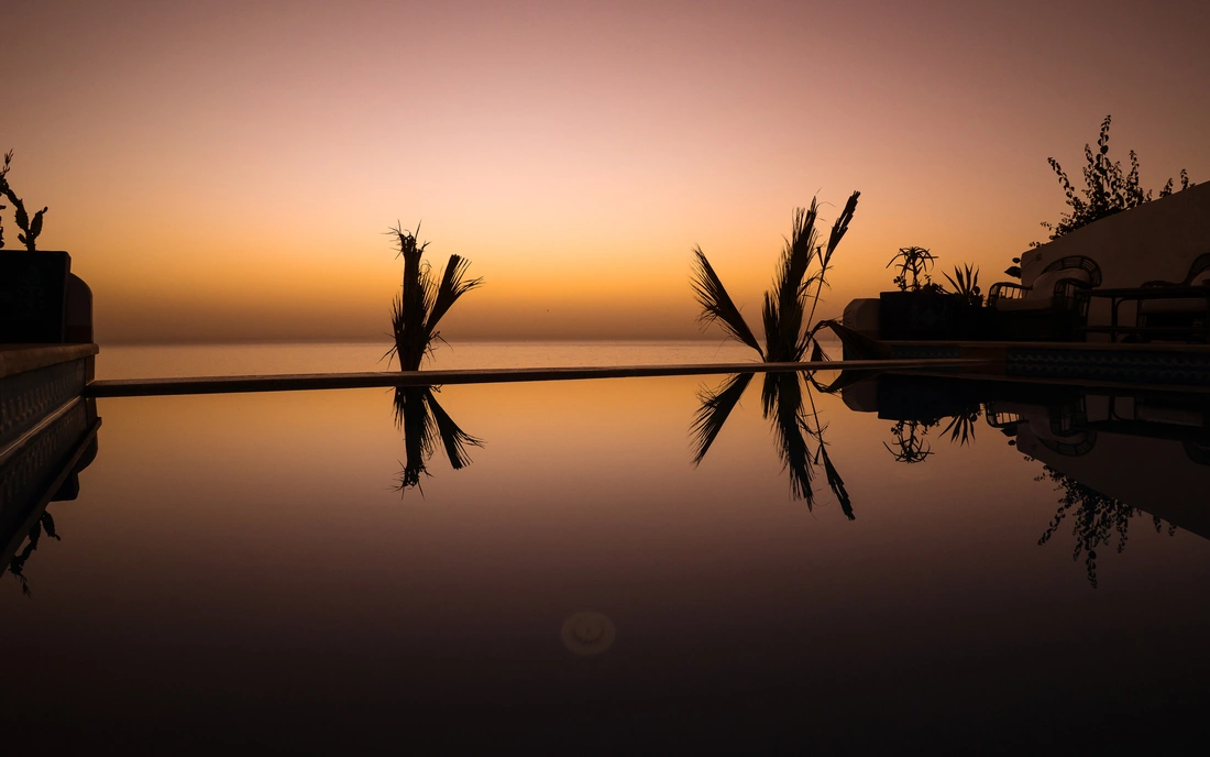 puresurfcamps-marokko-infinity-pool-surfschule-sonnenuntergang-meerblick-ocean-view-sea