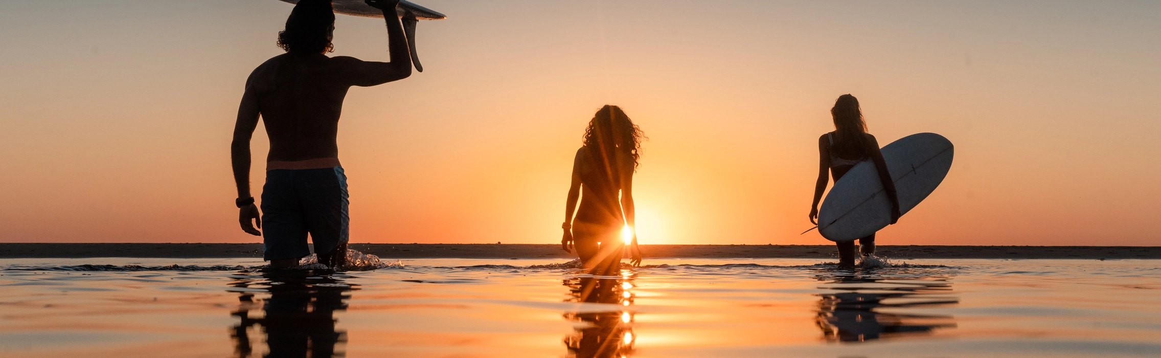 24+ Surfcamp Moliets Frankreich Sonnenuntergang Posing