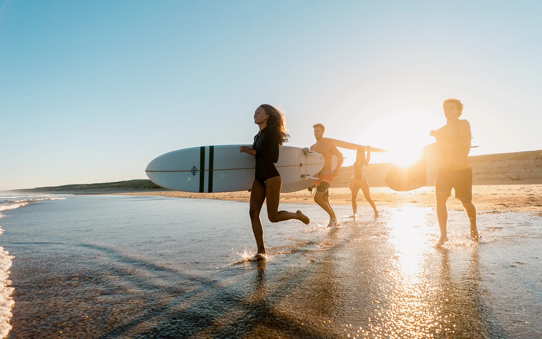 puresurfcamps-frankreich-surfschule-qualität-meer-surfkurs-surfer-strand-welle-moliets