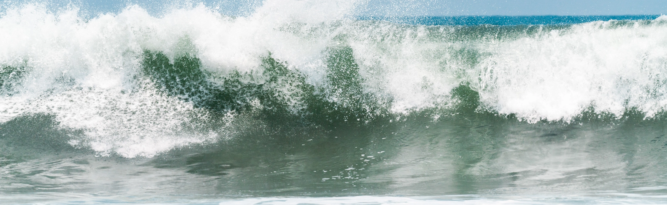 Leon Glatzer qualifiziert sich beim Surfen für Olympia 2021 in Tokio