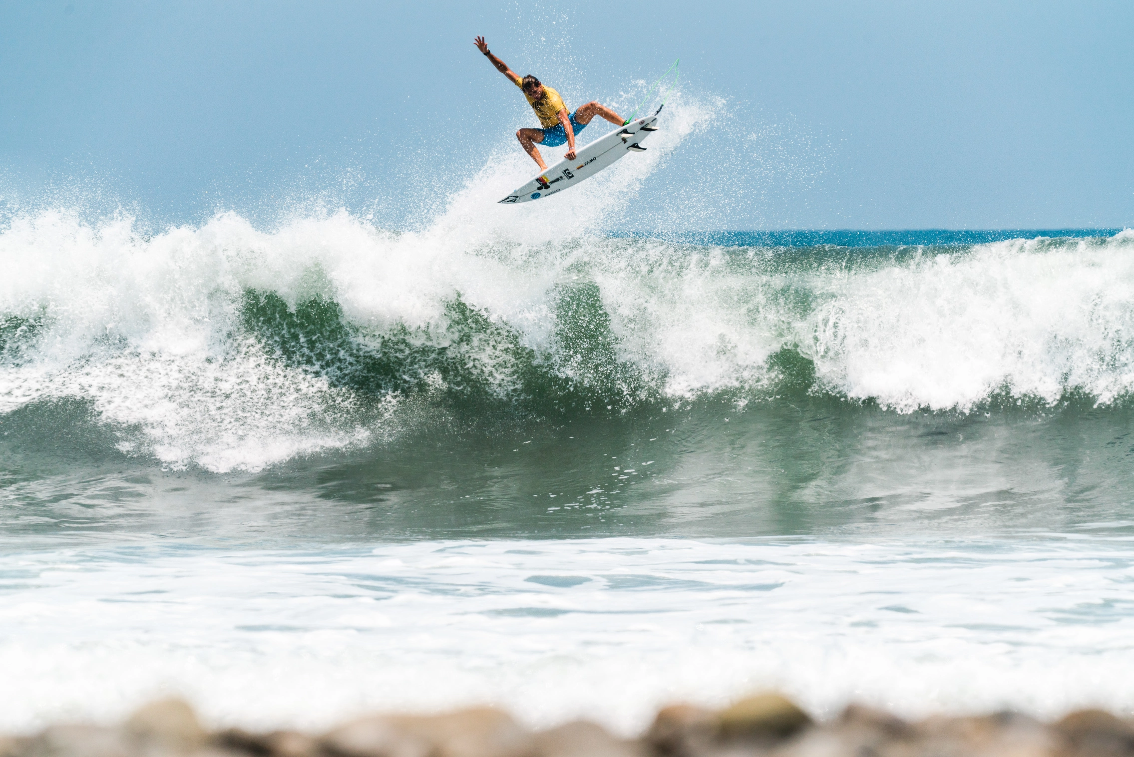 Leon Glatzer qualifiziert sich beim Surfen für Olympia 2021 in Tokio