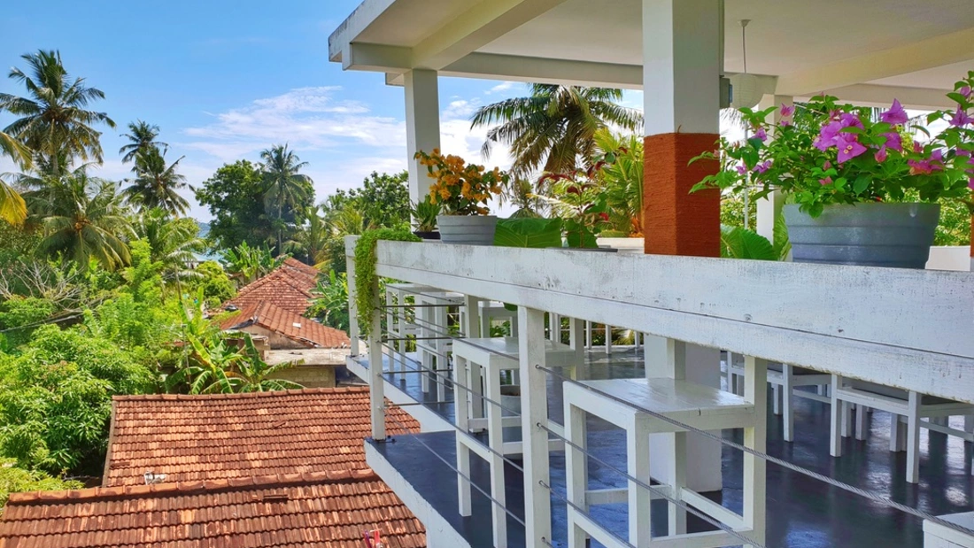 The rooftop terrace of the Surf House Weligama