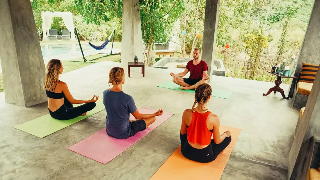 Surf Yoga Sri Lanka Unawatuna Yoga