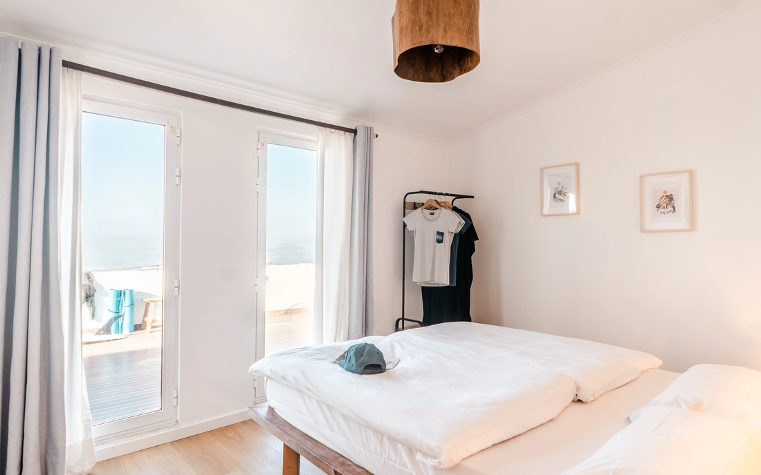 Beachfront Surf Camp Caparica Double Room