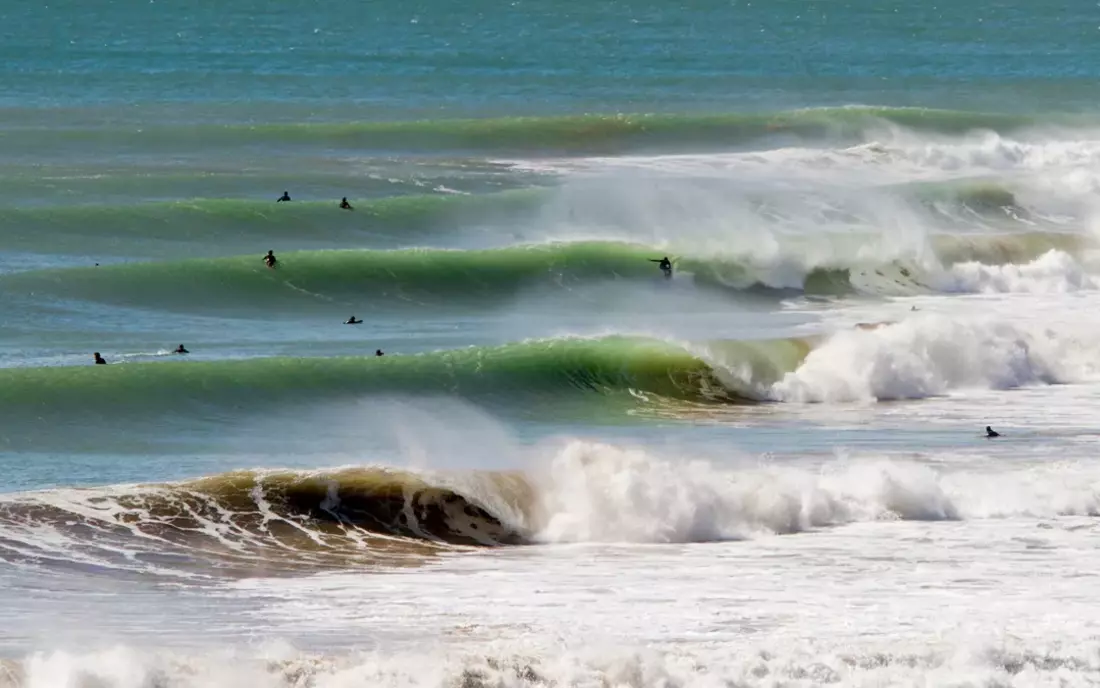 Offshore conditions with nobody in the water