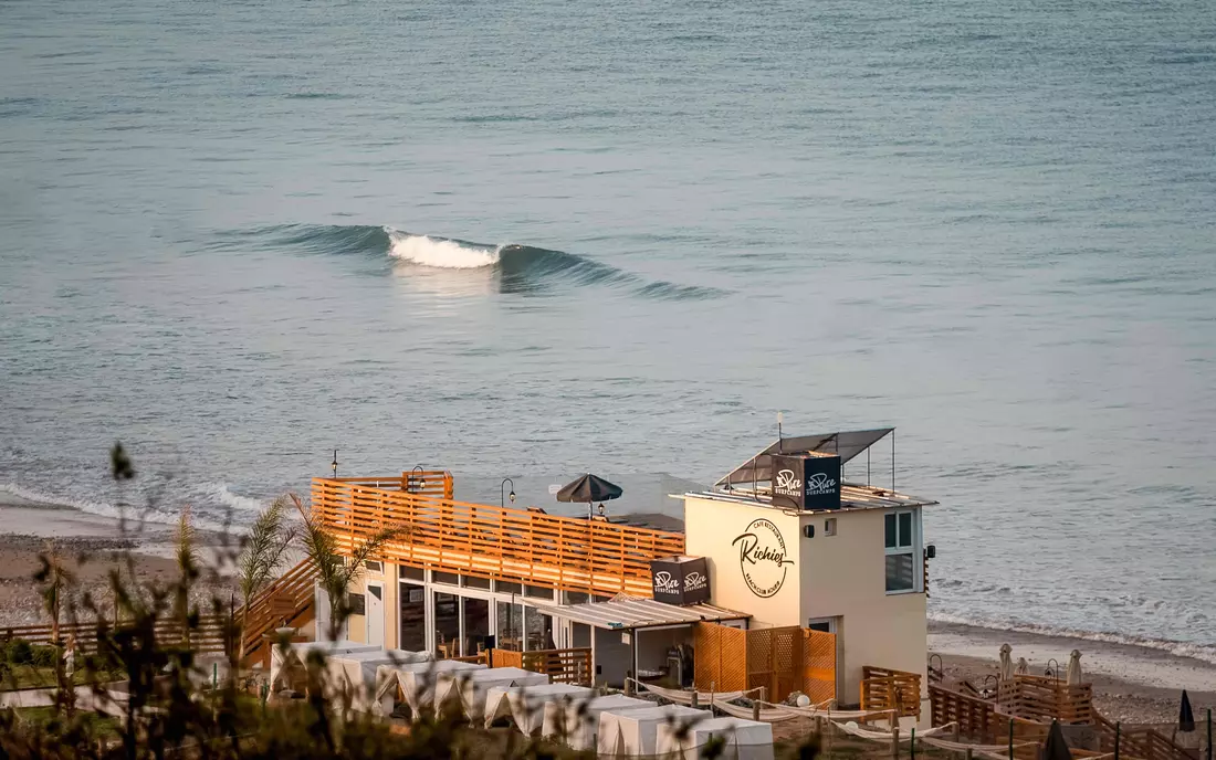 Pure surf camp Richies