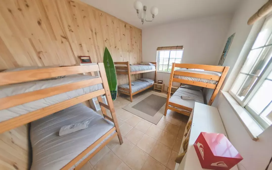 Shared room in Surfcamp Algarve