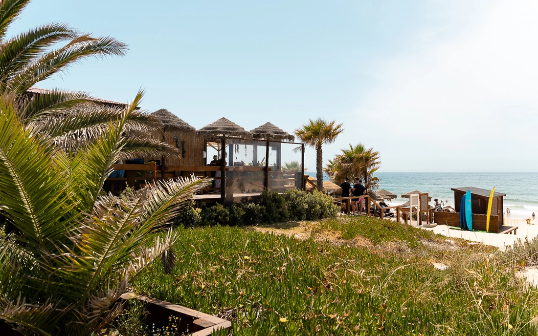 Beach bars like Kailua are plentiful in Caparica