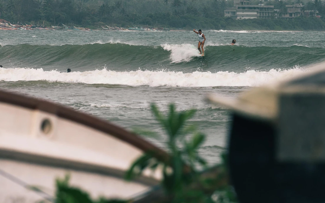 sri lanka surfen lernen bei Pure Surfcamp surftrip mit dem Team