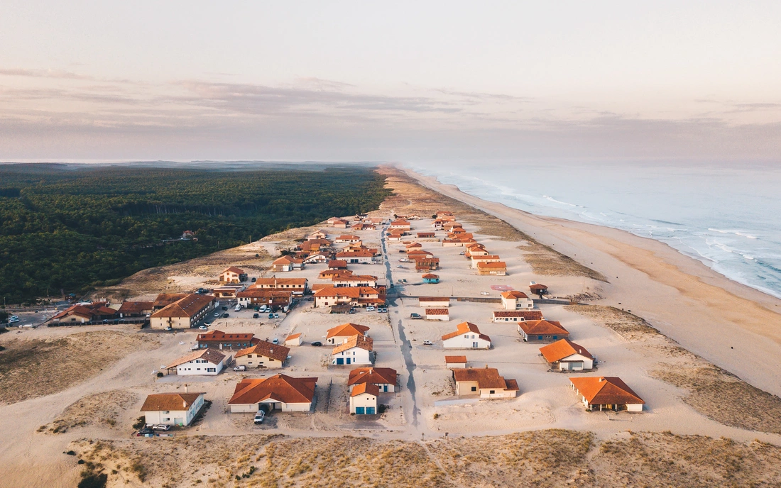 The quiet town of St. Girons Plage offers plenty of space on the beach and has a beautiful campsite