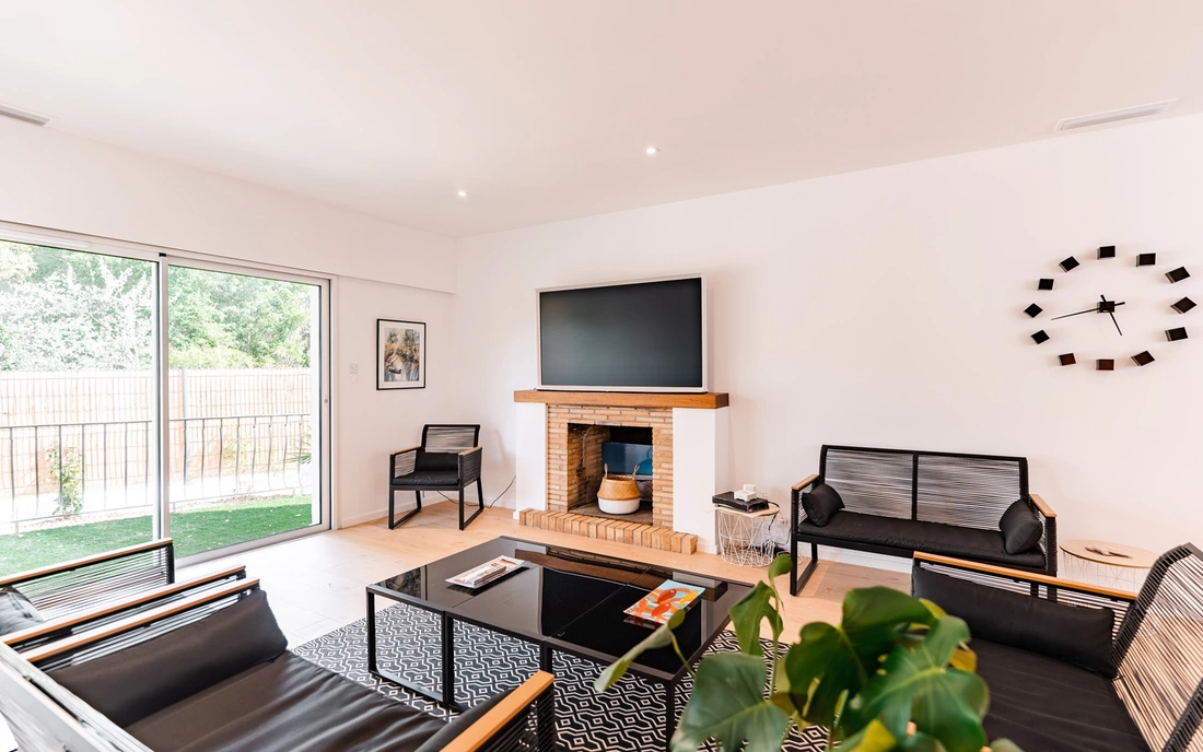Surf camp France holiday home Living room TV