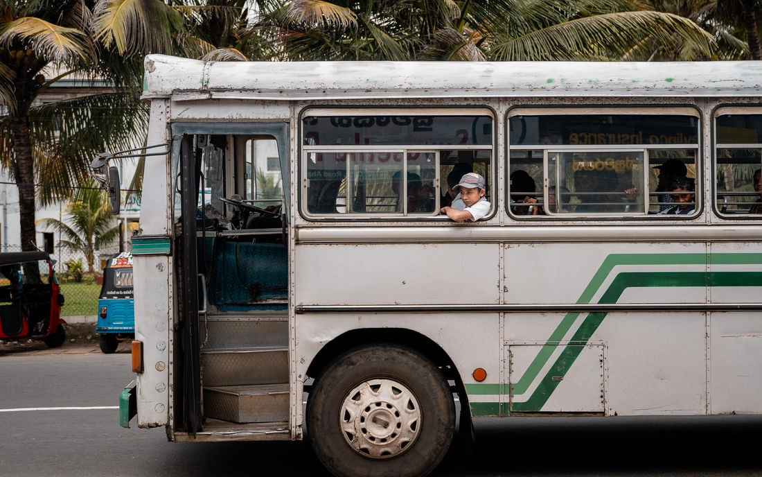 Öffentlicher Bus in Sri Lanka