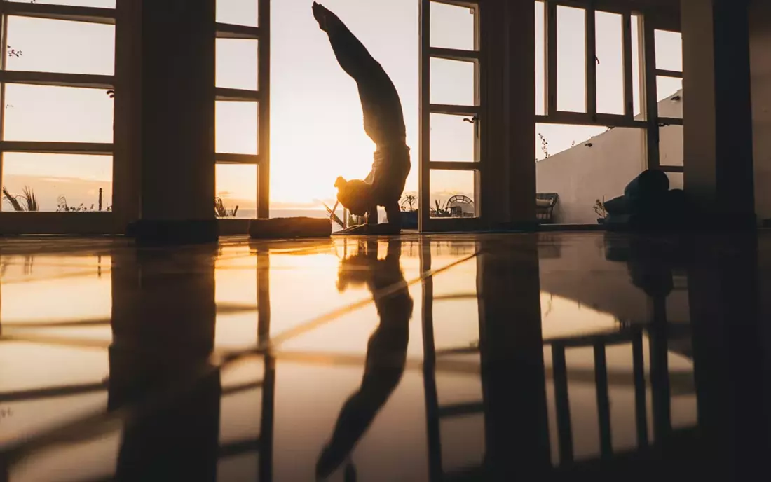 Der neue Yogaraum mit Blick aufs Meer