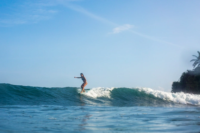 Ophelia surfing Marissa