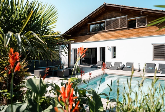 Premium Surflodge Frankreich