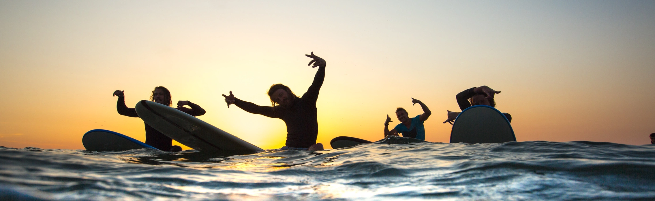 Ho-ho-ho: So machst du Surfer an Weihnachten happy