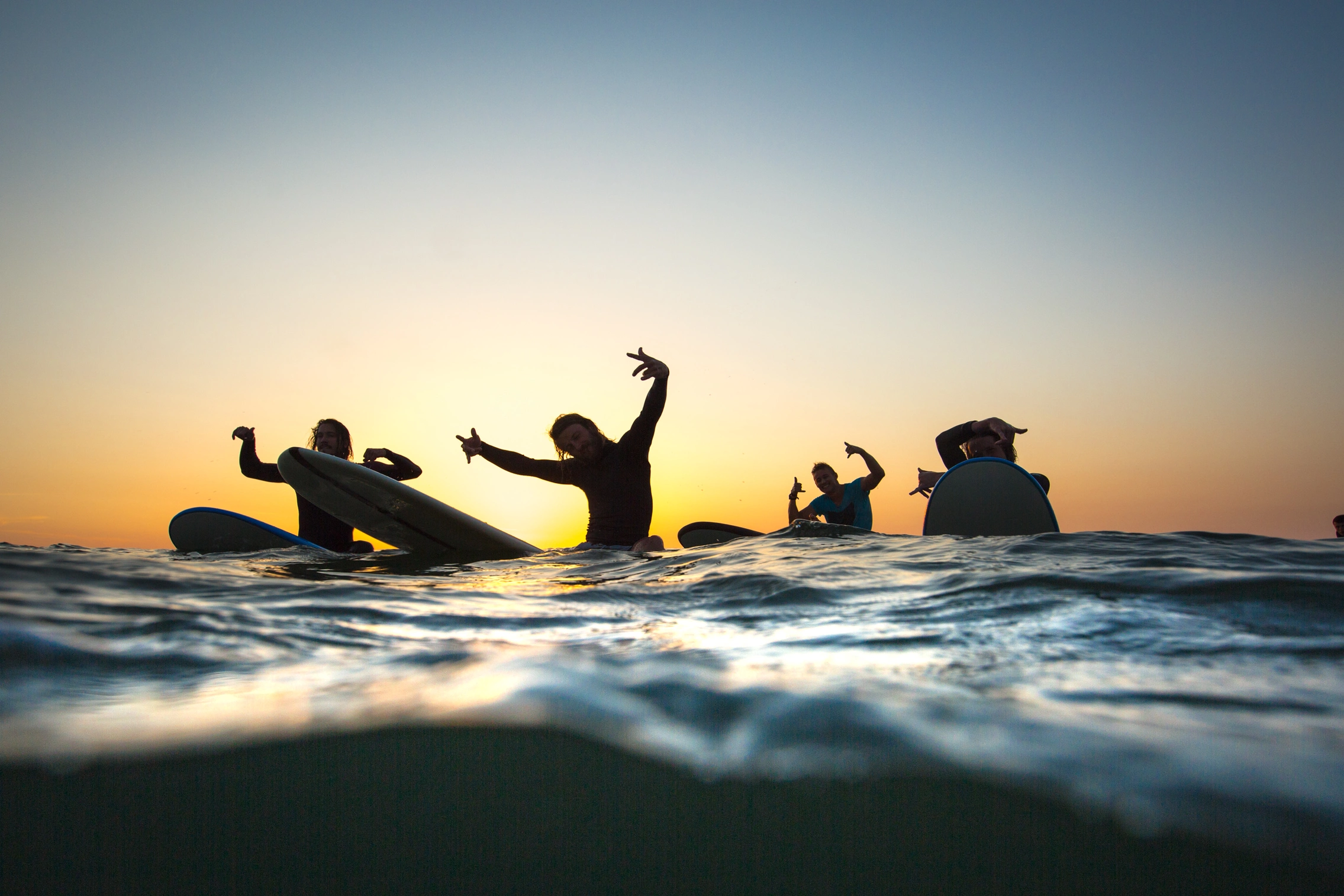 Ho-ho-ho: So machst du Surfer an Weihnachten happy