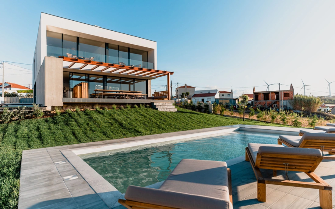 Surf Villa Ericeira Portugal Surfcamp modern luxury