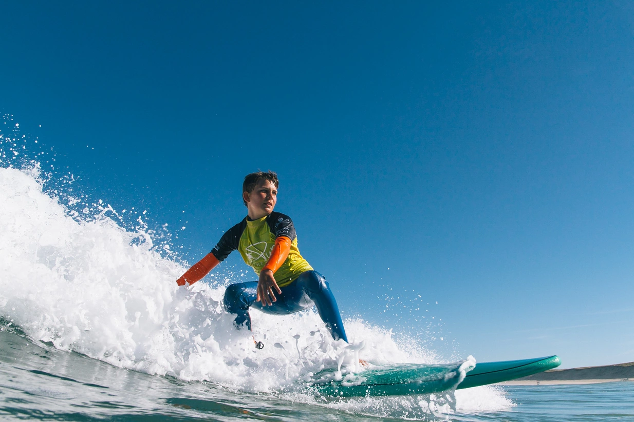 Frankreich Familien Surfcamp Biscarrosse Surfen lernen Kids