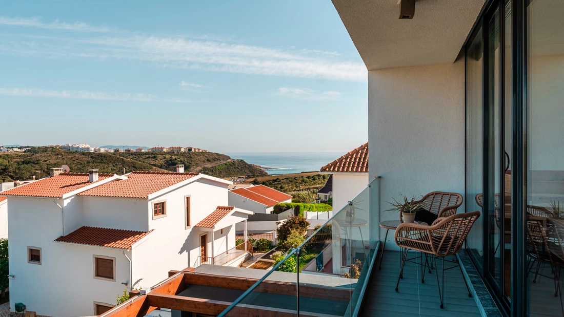 Surfcamp Portugal Villa Ericeira Premium Suite