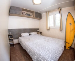Surfurlaub mit der ganzen Familie im kleinen Mobile Home