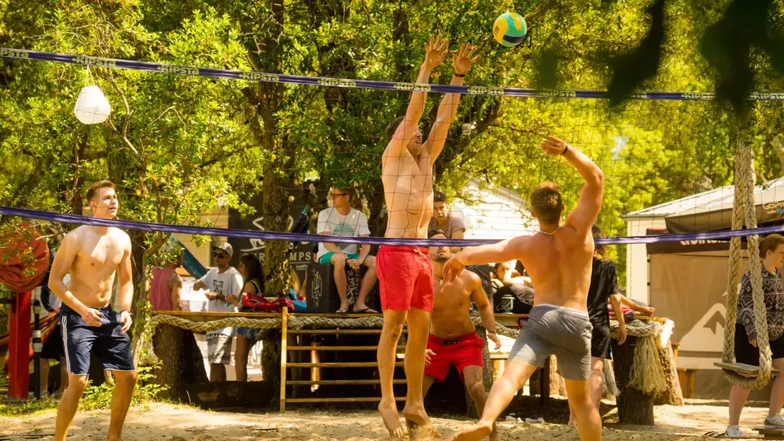 Surfen Frankreich Volleyball