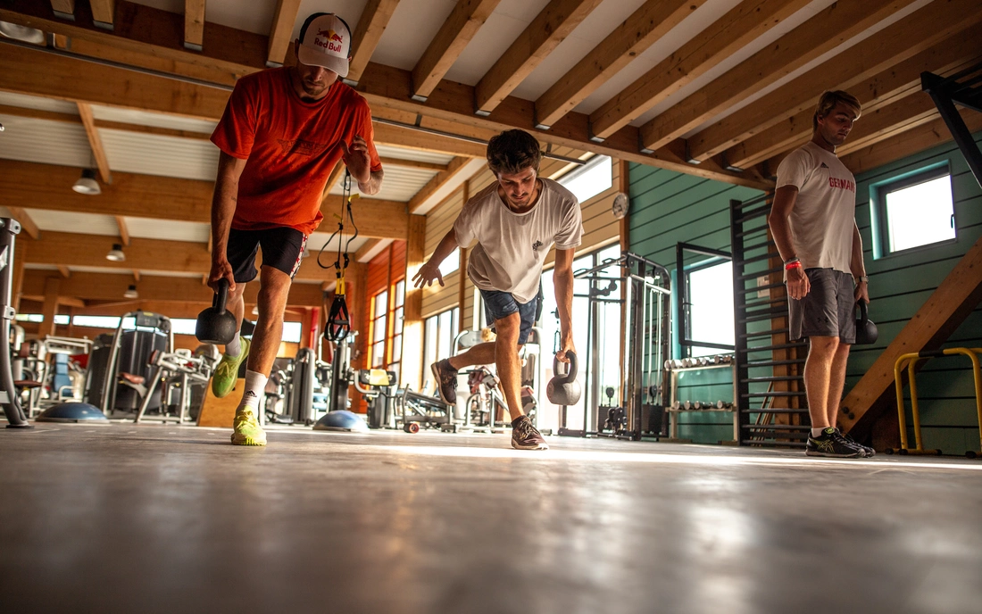 CrossFit at Beachfront Surfcamp Caparica