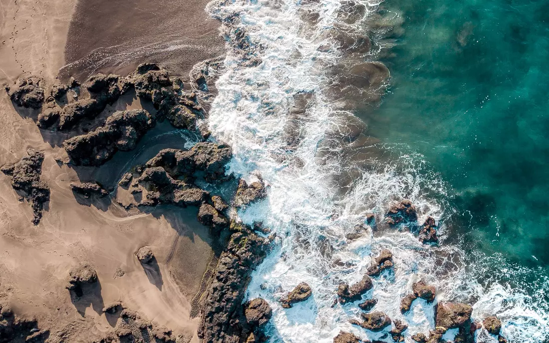 surf-camp-Portugal-pure-puresurfcamp-surf-surf-spot-villa-ericeira