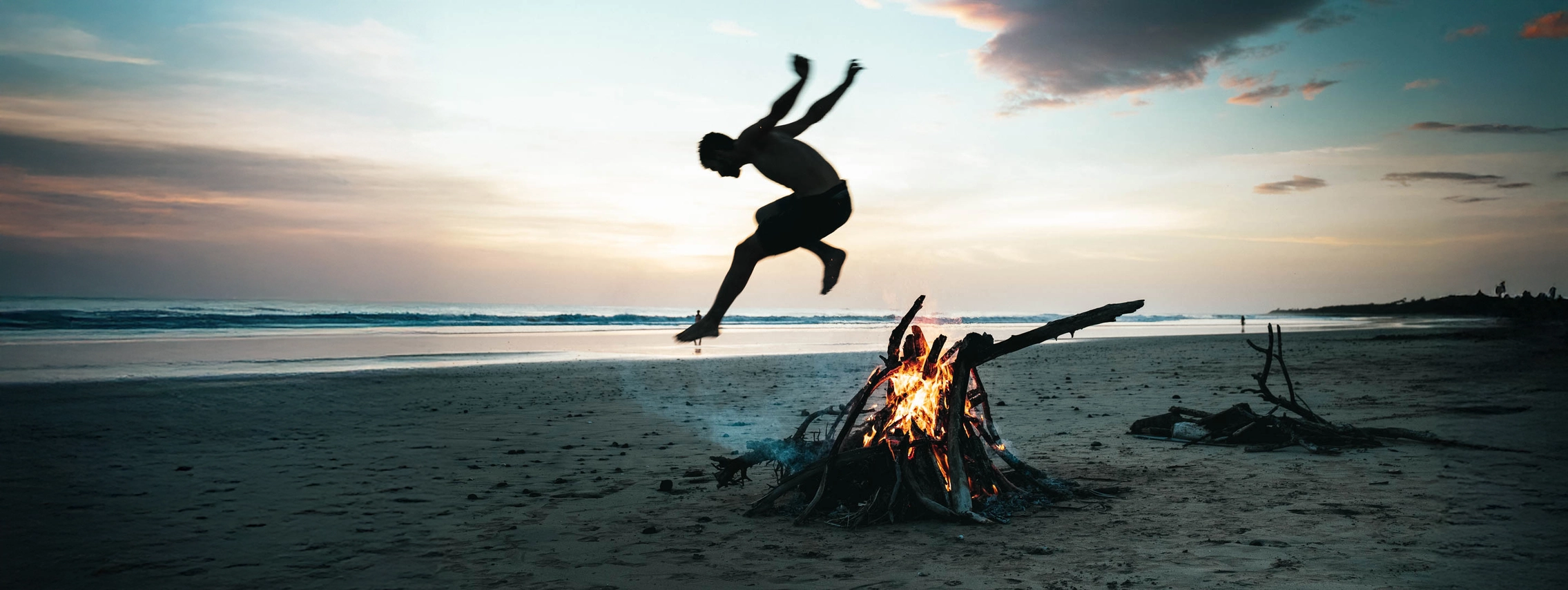 Surf Camp Costa Rica Avellanas bonfire