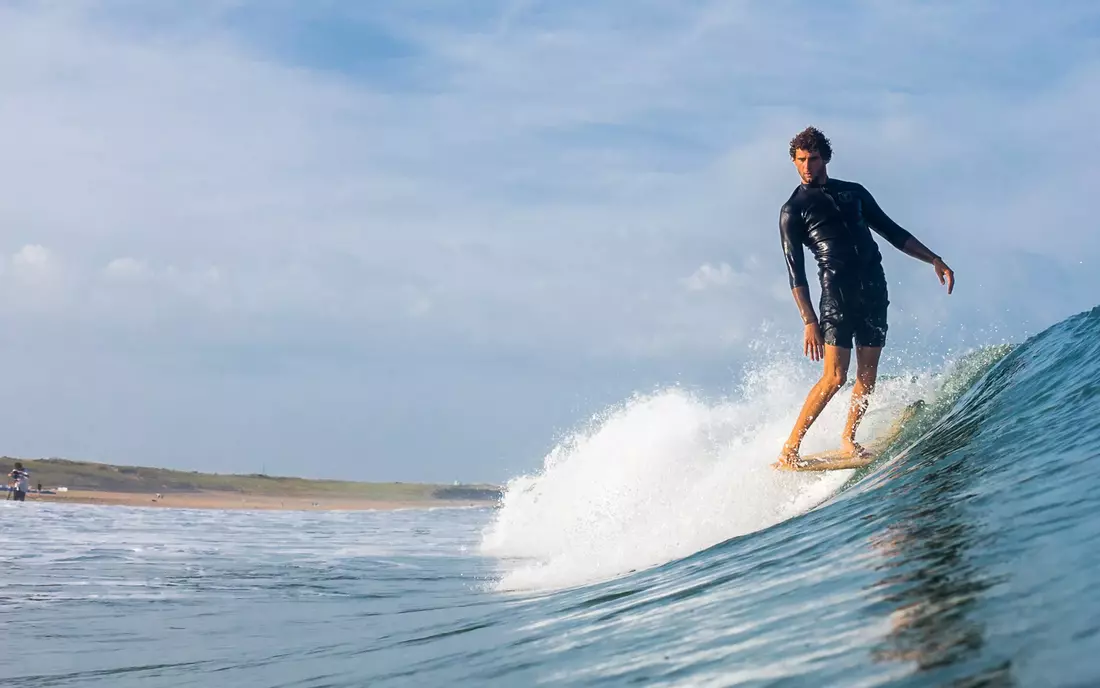 Surfcamp Moliets 24 Plus Frankreich grüne Wellen surfen