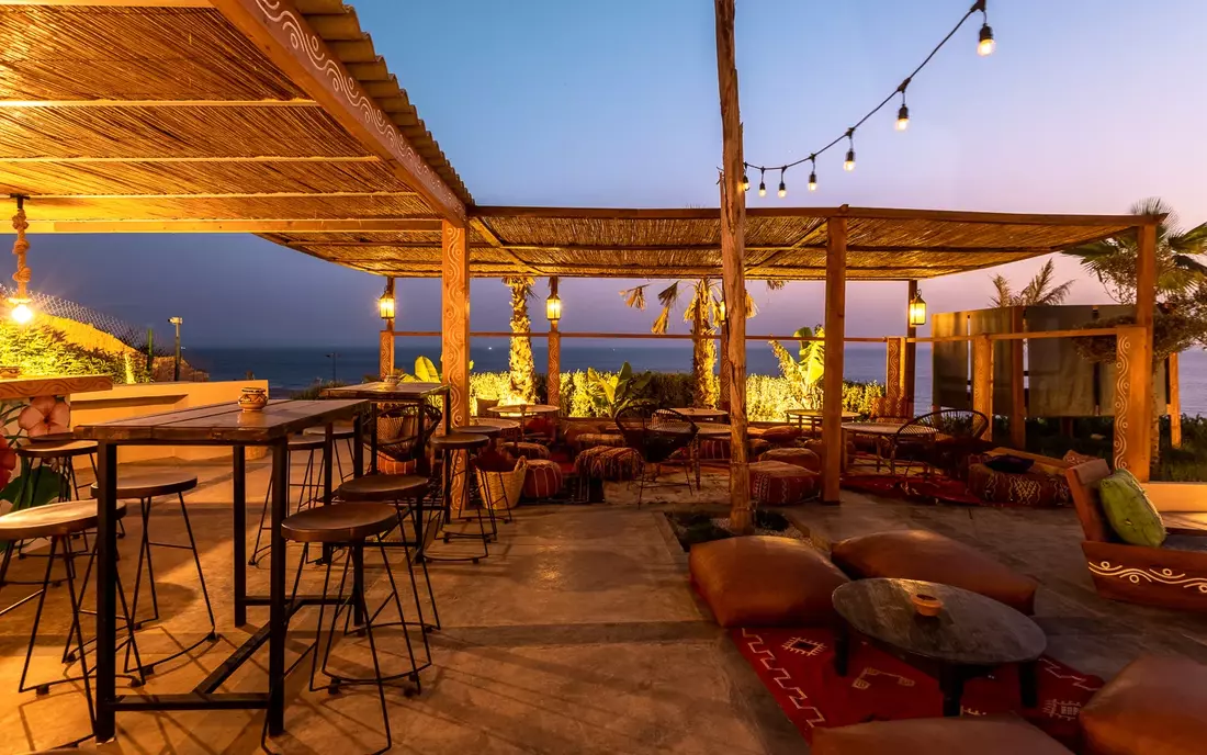 Bar and lounge area at Sea View Surfcamp Morocco