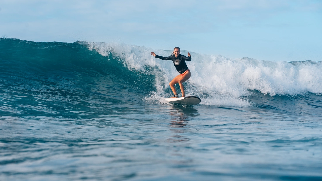 Surf camp Sri Lanka learn to surf