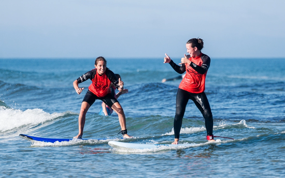 Learn to surf in Seignosse