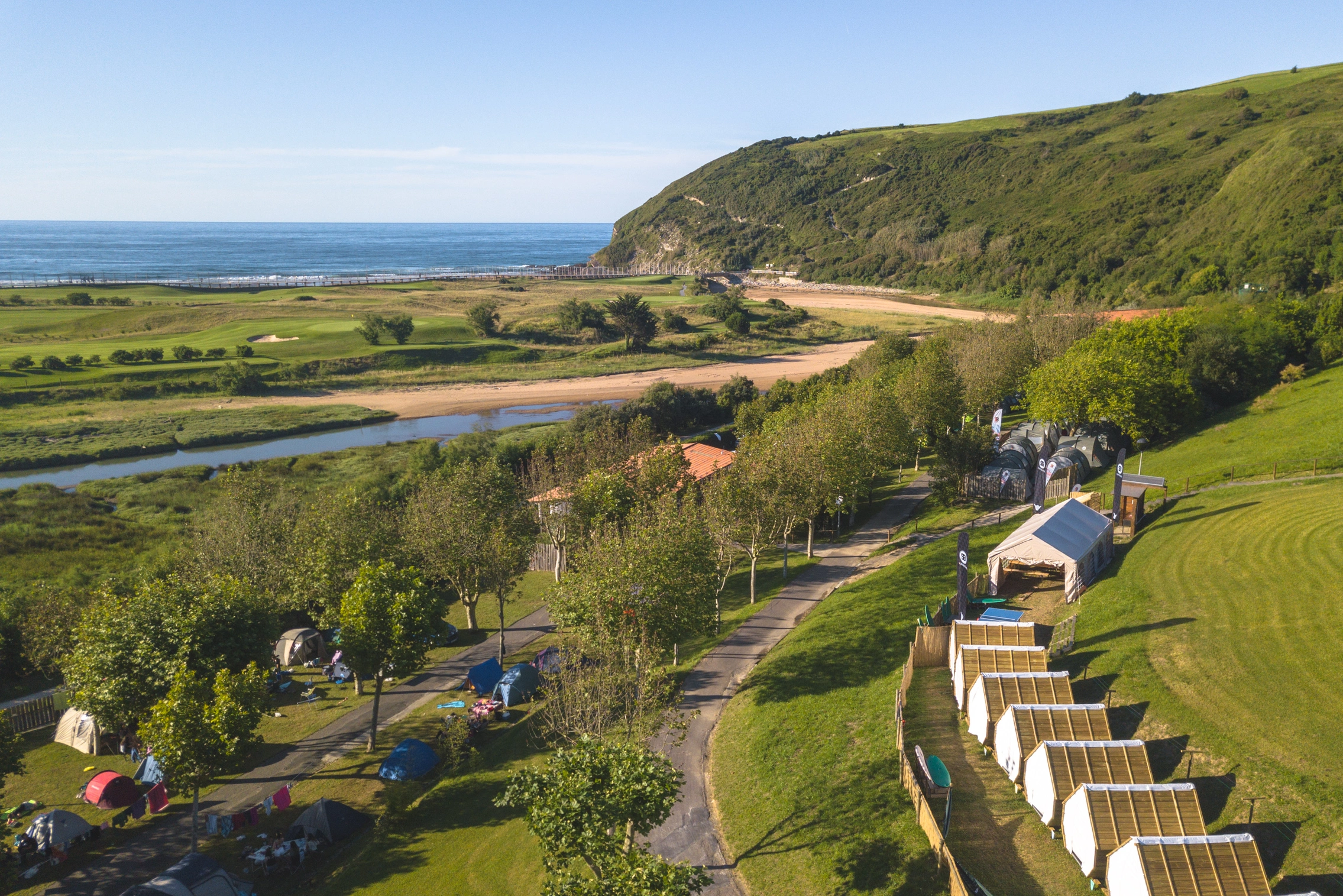 surfcamp zarautz meerblick