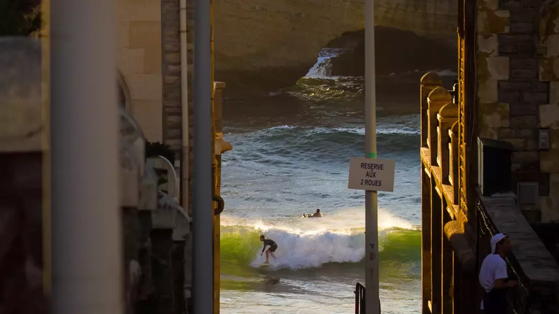 Family Surfcamp Biscarrosse Excursion Biarritz Surfing