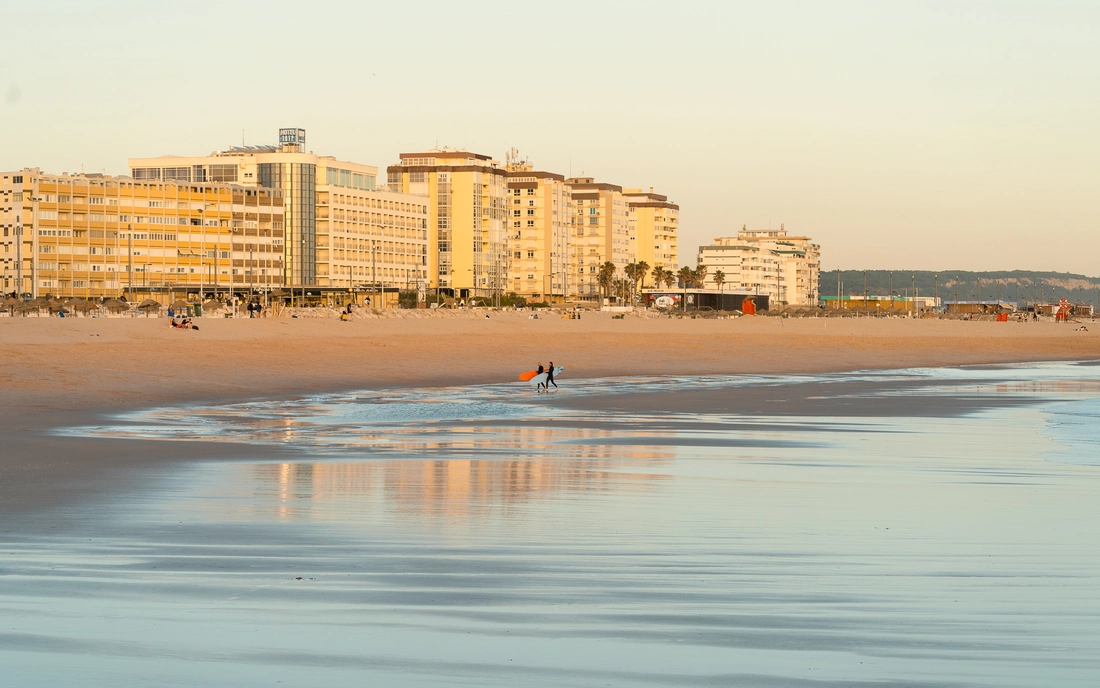 City and beach vibes in one