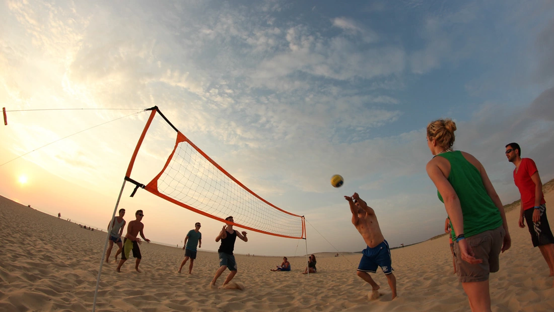 Beachvolleyball am Strand von Moliets