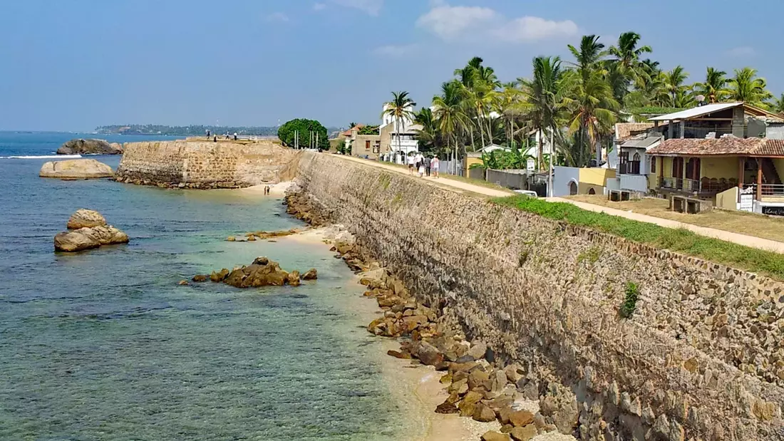 Surf and Yoga Sri Lanka Galle