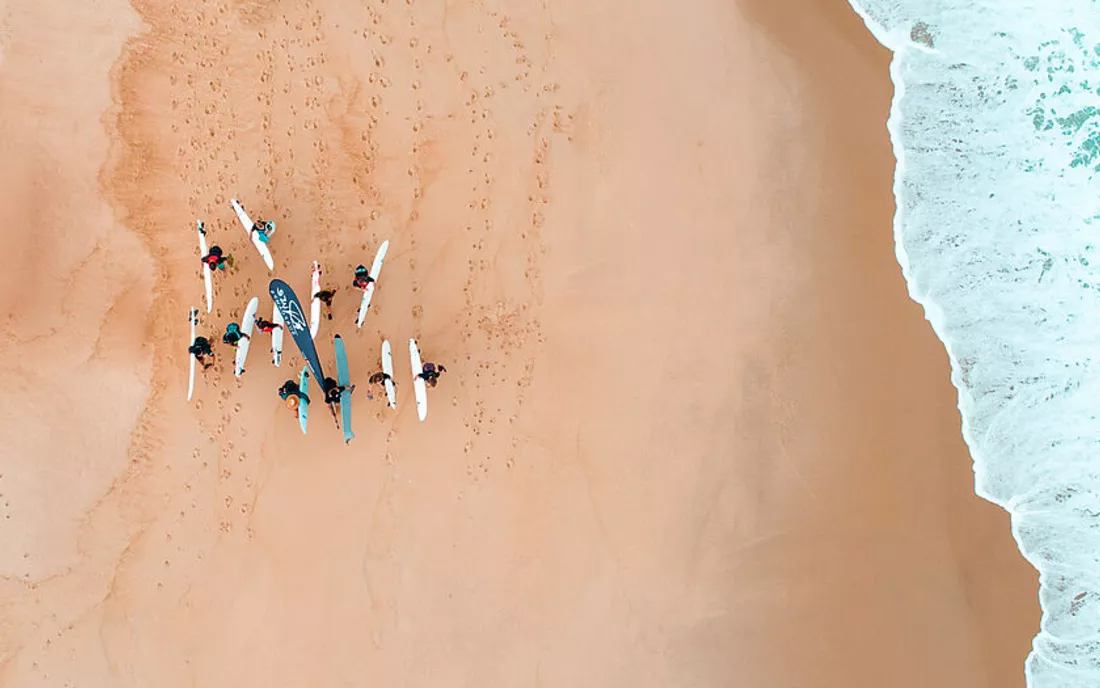 Surfkurs am Strand in Frankreich