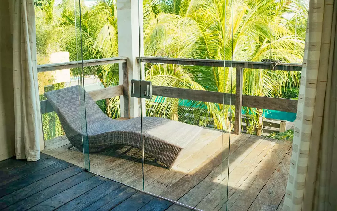 pure surf camp bali indonesien padang shed sheck